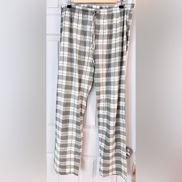 Just Love Other - NWT Just Love Olive Green Plaid Pajama Pants - Size Women’s Large